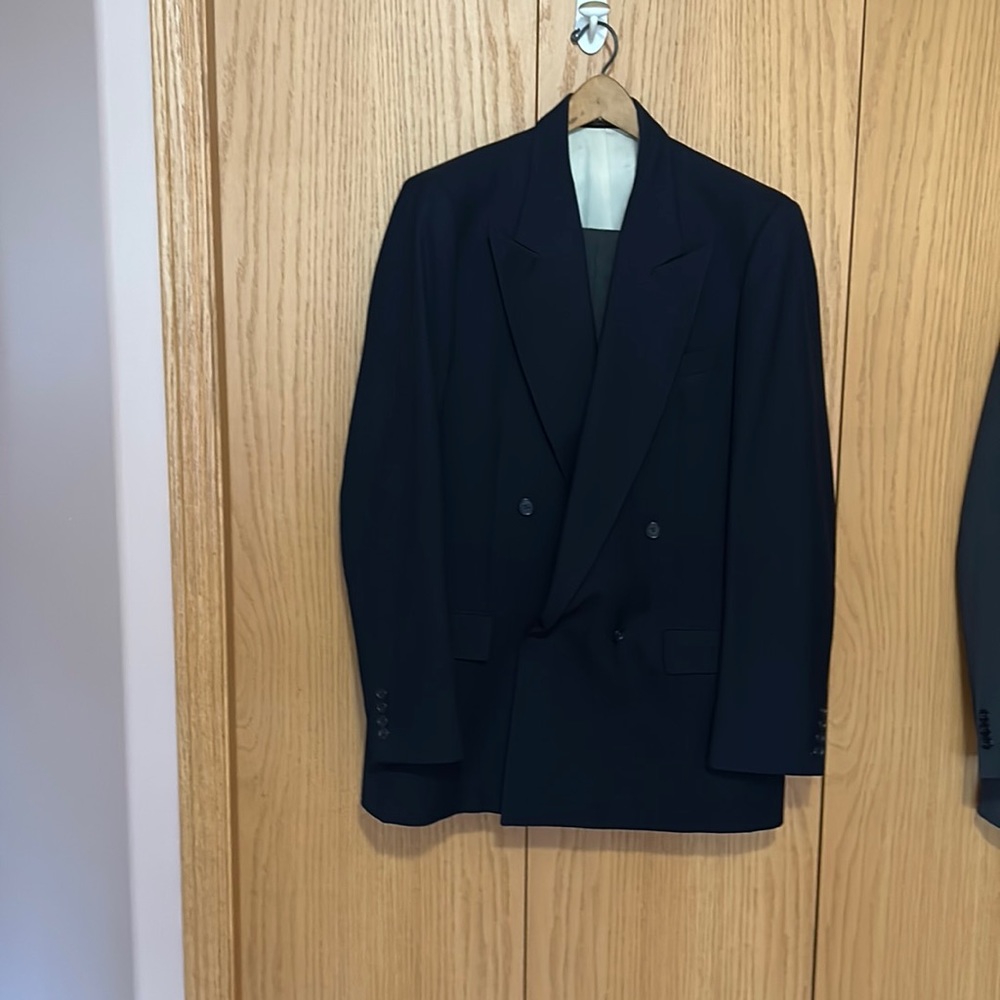 Chaps Men’s Suit